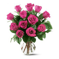 Get Birthday Flowers in Mumbai. Pink Roses in Vase 12 Flowers to Mumbai Online