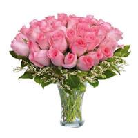 Place Order for Diwali Flowers Delivery to Mumbai to Send Pink Roses in Vase 50 Flowers