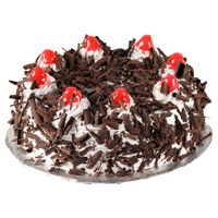 Send Cake for Friend. 3 Kg Black Forest Cake From 5 Star Hotel to Mumbai Online