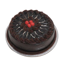 Send Cake for Friendship. 1 Kg Eggless Chocolate Cake to Mumbai Online