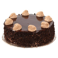 Best Online 1 Kg Chocolate Cake to Mumbai From 5 Star Hotel in Mumbai for Friendship Day