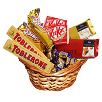 Lovable Assorted Basket of Chocolates : Mother's Day Gifts Delivery to Mumbai