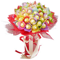 New Year Gifts Delivery in Mumbai including 48 Pcs Ferrero Rocher Bouquet in Mumbai