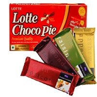 Place Order Online New Year Gifts to Mumbai with 4 Cadbury Temptation Bars with Chocopie to Mumbai