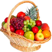 Best Christmas Gifts to Mumbai having 4 Kg Mix Fresh Fruits in Mumbai along with Basket