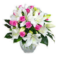 Friendship Day Flower Delivery in Mumbai. 5 White Lily 10 Pink Rose Flower Vase  in Mumbai