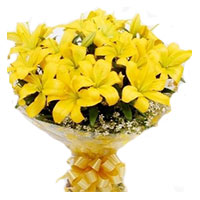 Send Friendship Day Flowers Yellow Lily Bouquet 20 Flower to Mumbai 
