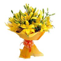 Best Diwali Flowers in Mumbai also send Yellow Lily Bouquet 12 Flowers in Mumbai