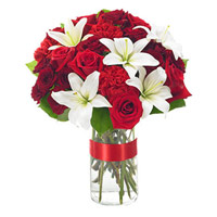 Friendship Day Flowers Delivery in Mumbai. White Lily Red Rose Carnation 24 Flowers