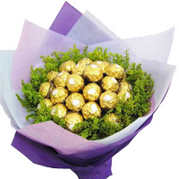 New Year Gifts to Mumbai. 24 Pcs Ferrero Rocher Chocolate Bouquet in Mumbai