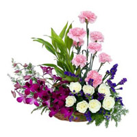 Deliver Online Diwali Flowers to Mumbai. Orchids Carnations and Roses Arrangement of 18 Flowers to Mumbai