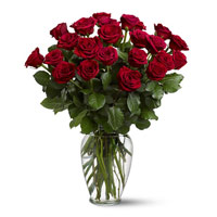 Red Roses in Vase 50 Flowers to Mumbai. Online Flowers to Mumbai