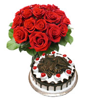 Red Roses and Chocolate Cakes to Mumbai